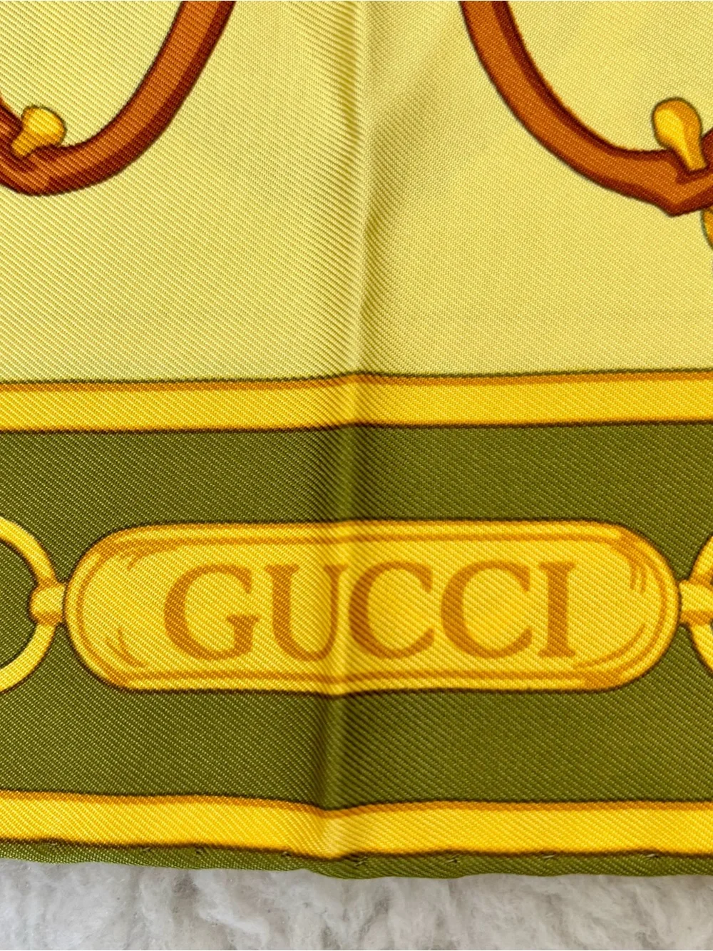 Gucci 100% Silk Multicolor Large Shawl/Scarf size 33.5”